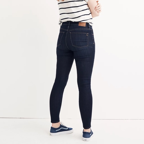 Madewell Taller 9" High-Rise Skinny Jeans in Larkspur Wash: TENCEL Denim Edition - Picture 8 of 11